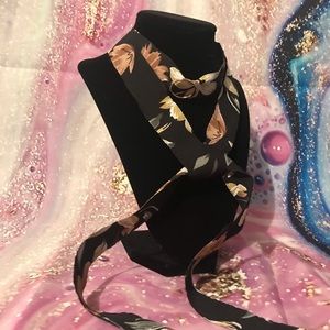 🔵Floral Choker Necklace